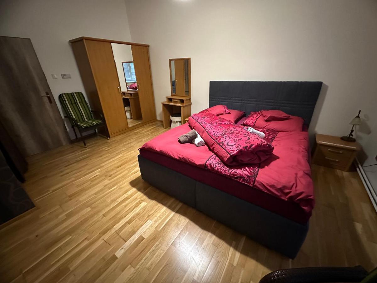 Sonja Holiday Home Ostrava Luaran gambar