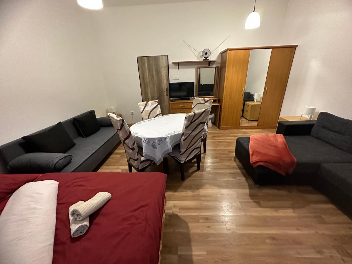 Sonja Holiday Home Ostrava Luaran gambar